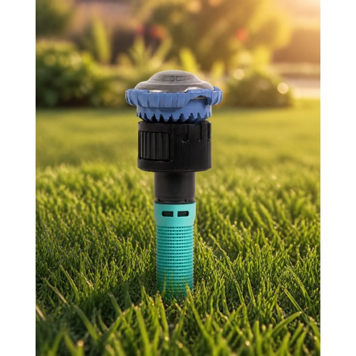 rain-bird-rvan14-45-270-sinematik Rain Bird R-VAN14 45-270 derece döner nozulu çim üzerinde sinematik görünüm