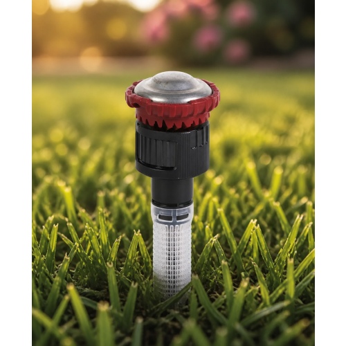 rain-bird-rvan24-45-270-sinematik Rain Bird R-VAN24 45-270 derece döner nozulu çim üzerinde sinematik görünüm