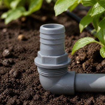 Üzümcü 1 1/4 inç PVC hortum rekoru sulama hattında